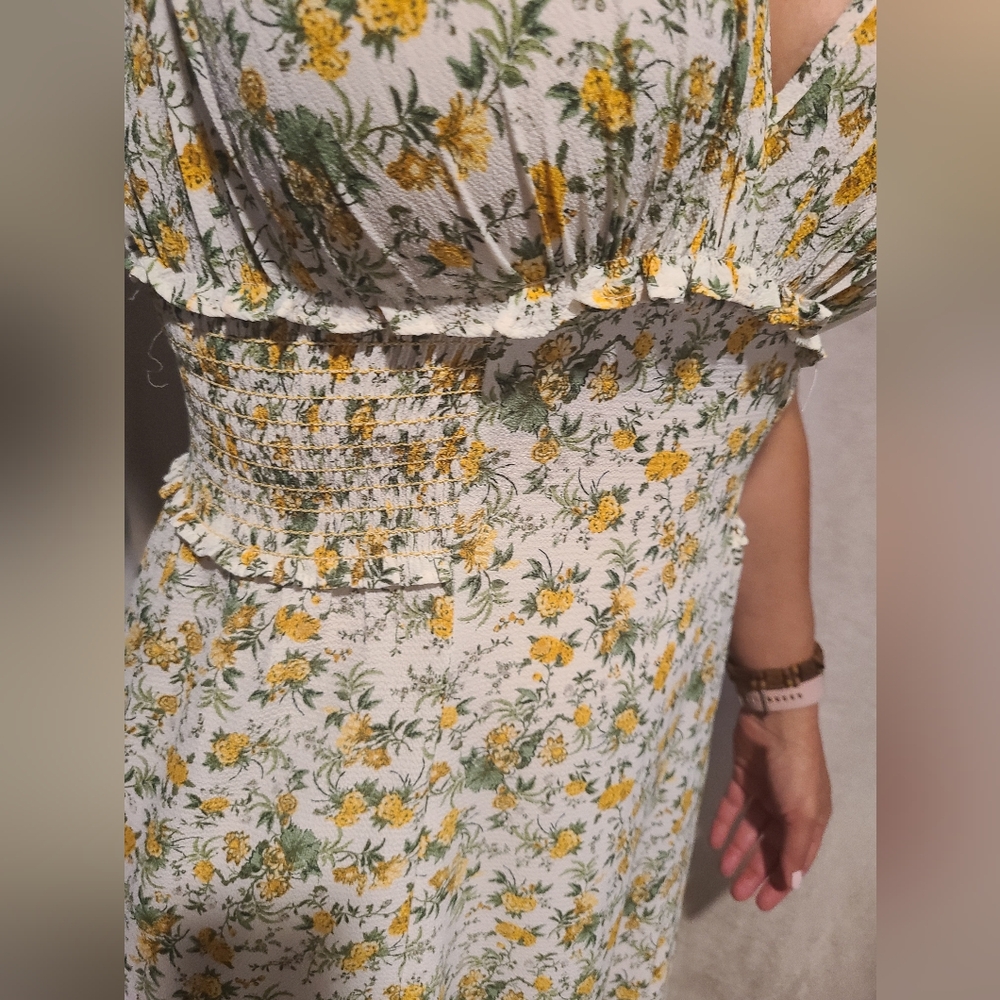 Max Studio Yellow and Green Ruffled Wrap Sundress - Picture 6 of 7
